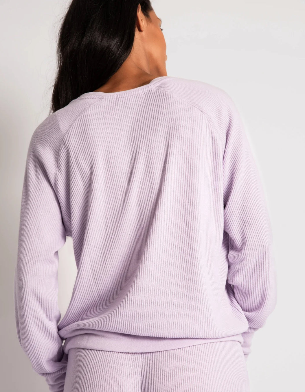 TEXTURED ESSENTIALS LOUNGE TOP - LAVENDER￼