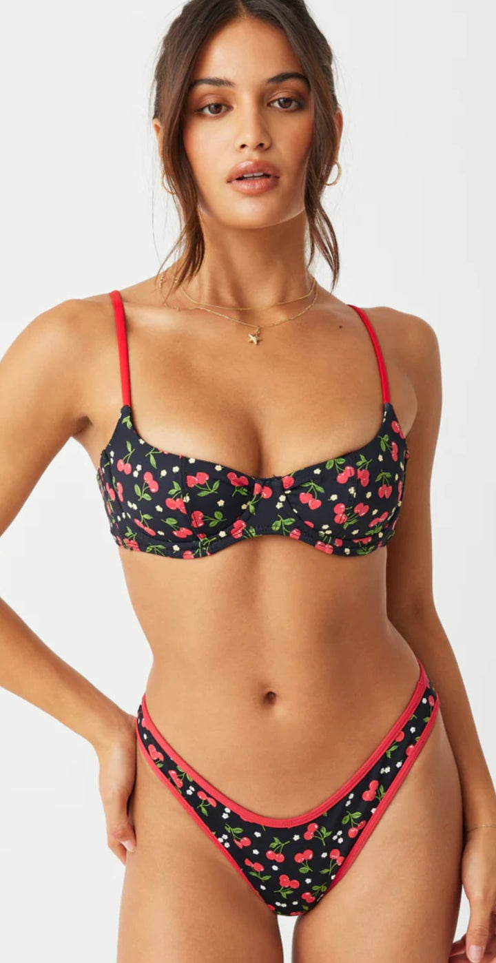 DOVE BOTTOM CHERRY HEARTS PRINT